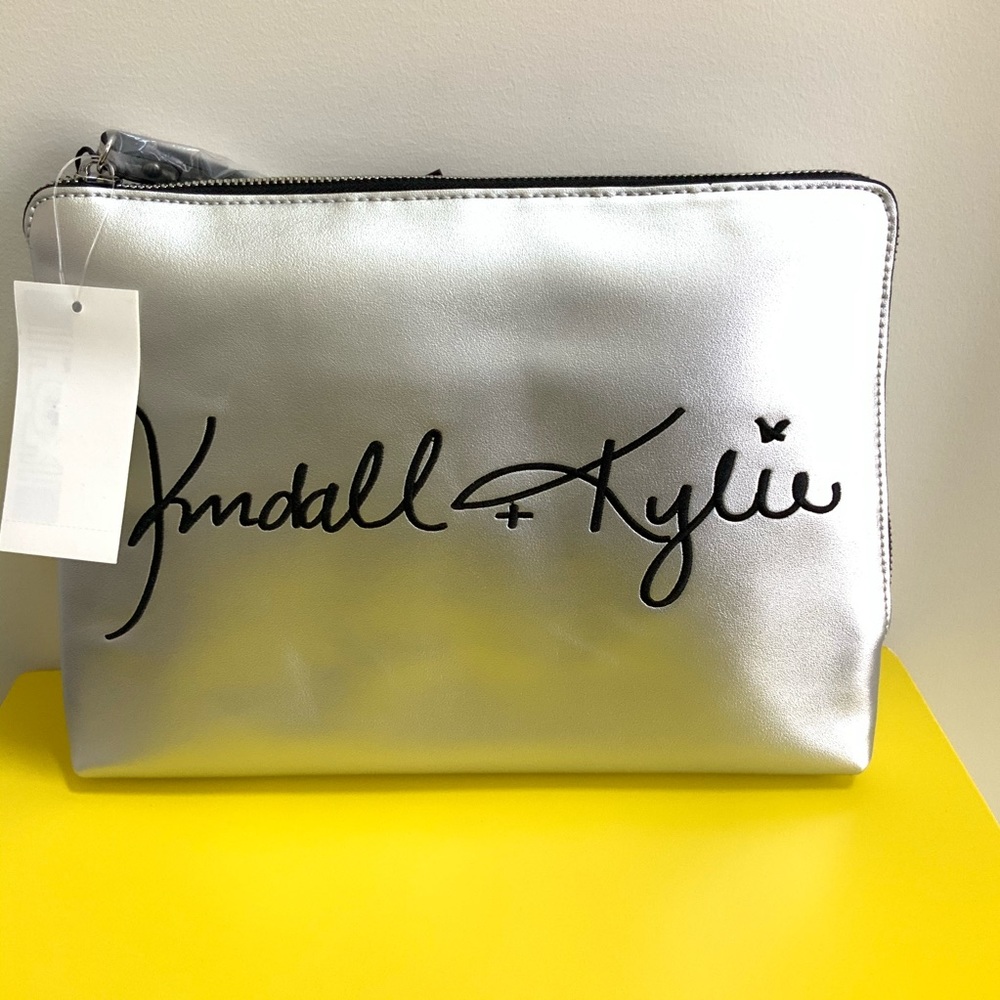 Kendall & Kylie Pouch